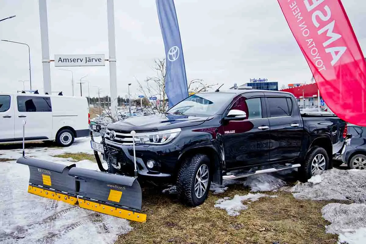 Sahaga Toyota Hilux